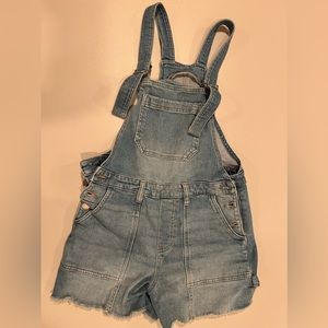 Women’s small light blue wash short overalls Shortalls
